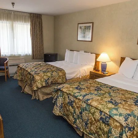 Inn At Snowshoe-3