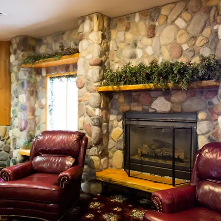 Cranberry Country Lodge-3