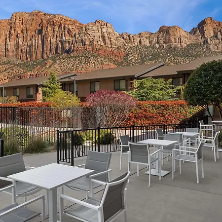 Hampton Inn & Suites Springdale/Zion National Park-3