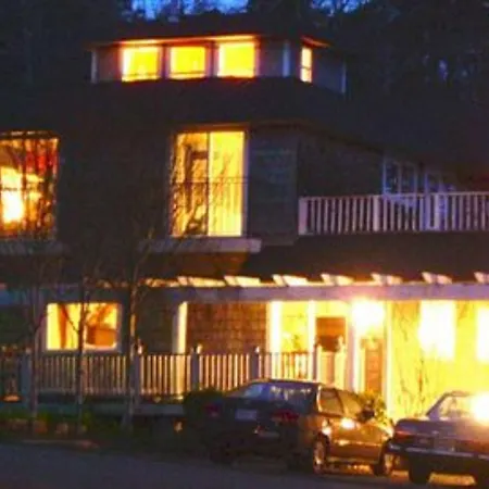 Salmonberry Inn & Beach House-2