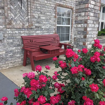 Dutton Inn-2