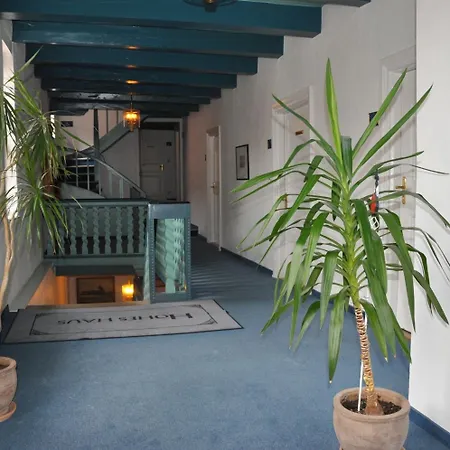 Hohes Haus-2