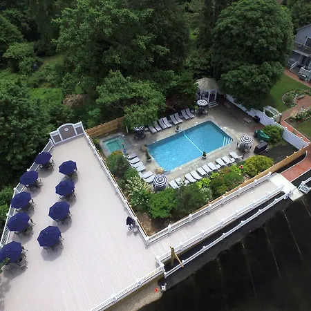 Dan'L Webster Inn And Spa-3