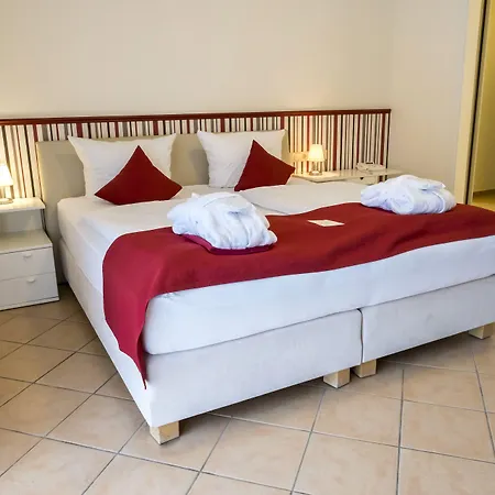 Hotel Haus am Meer-3