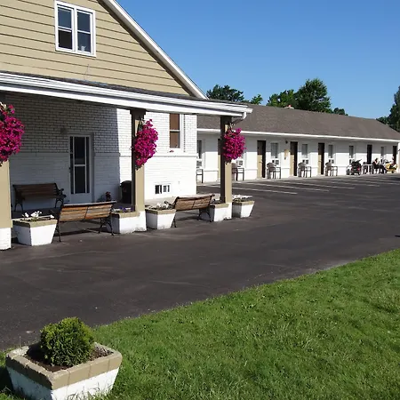 Falcon Inn-2