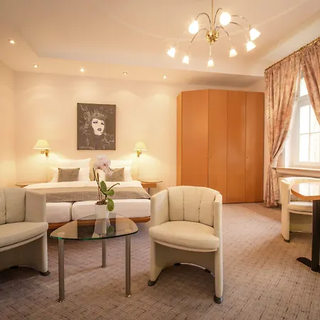 Aparthotel Villa Freisleben-3