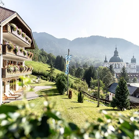 Hotel Blaue Gams ***S-3