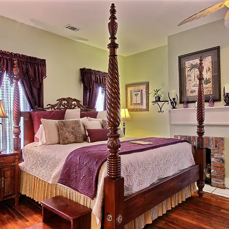 Green Palm Inn-2