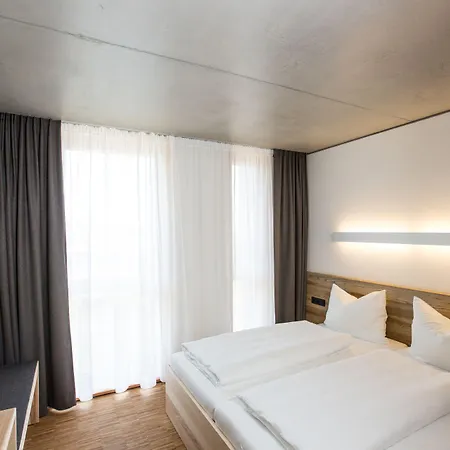 Green City Hotel Vauban-3