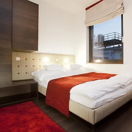 Parliament Penthouse Boutique B&B-2