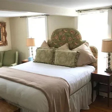 Admiral Farragut Inn-3