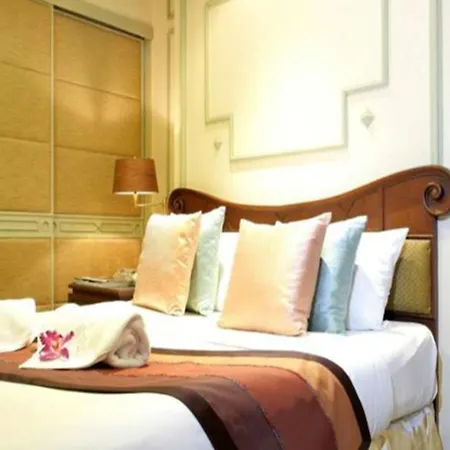 Majestic Suites Hotel-3