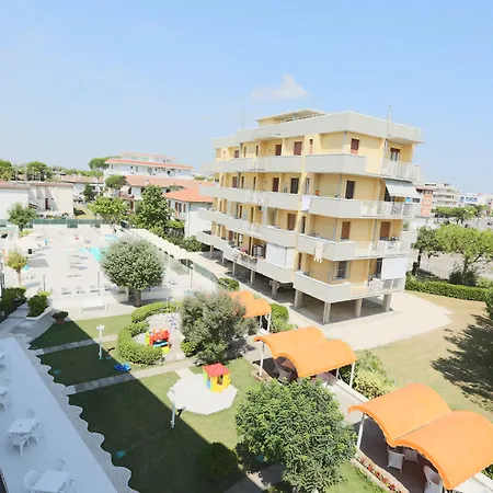 Hotel Marina Beach - Azzurro Club-2