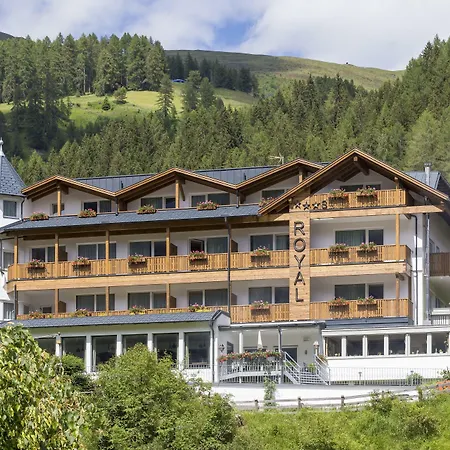 Hotel Royal-2