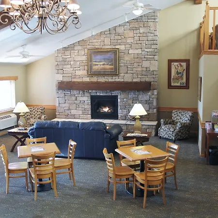 Americinn By Wyndham Cedar Rapids Airport-2