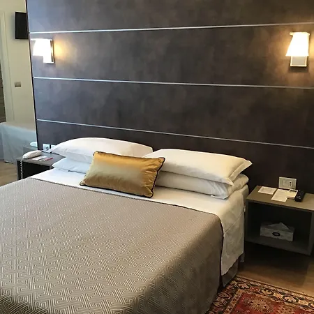 Hotel La Nuova Rotaia-3