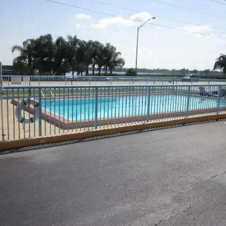 Westmont Inn - Lakeland-2