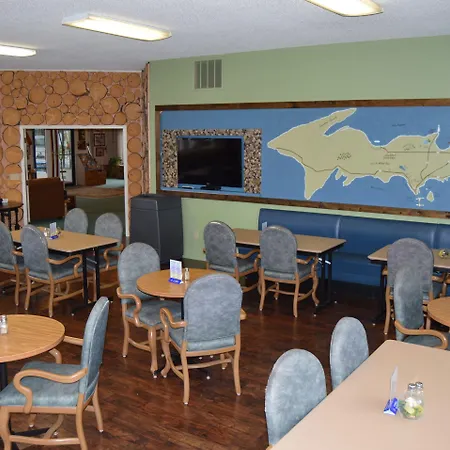 Cedar Hill Lodge-2