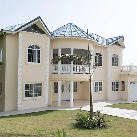 Celebrity Villa Jamaica-2