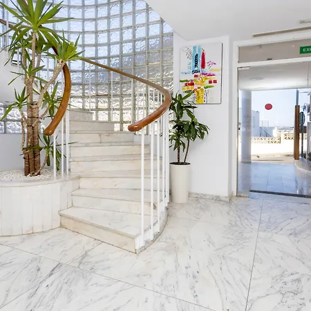 Hostal Molins Park-3