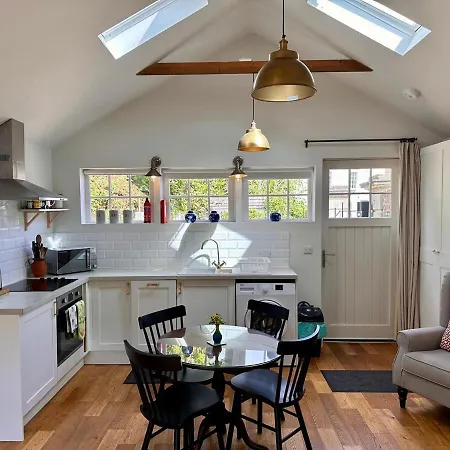 The Cottage-3