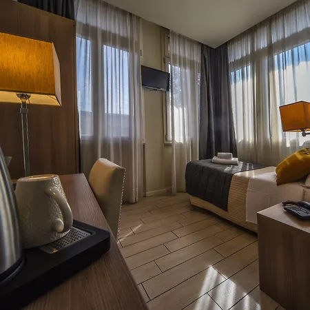 Hotel Zara Milano-3