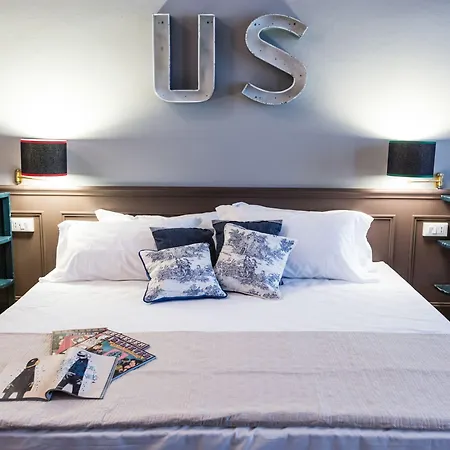 Soprarno Suites-2