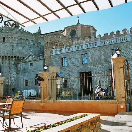 Hostal Restaurante Puerta del Alcázar-2