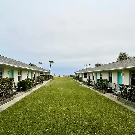 Surf Studio Beach Resort-3