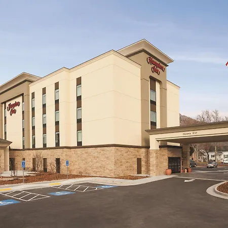 Hampton Inn Brigham City-3