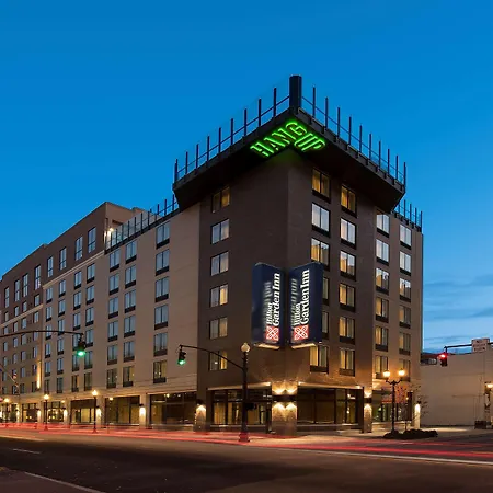 Hilton Garden Inn Louisville Downtown-2