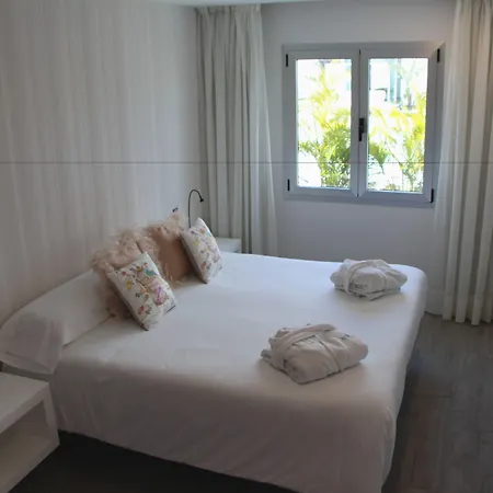 Seven Hotel & Wellness - Gay Men Only-2