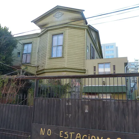 Hostal Residencia Blest Gana-2