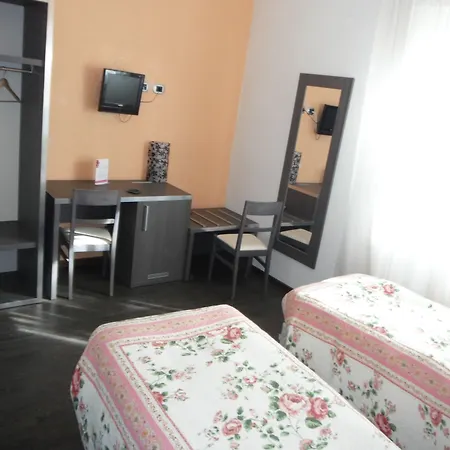 Hotel Renato-2
