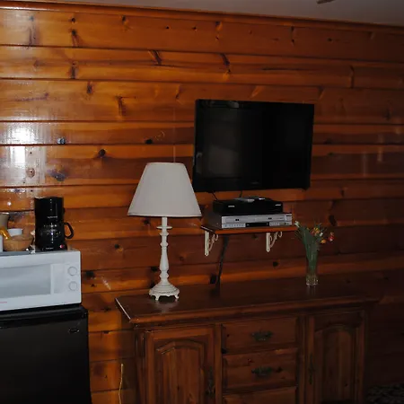 Daunts Albatross Motel-3
