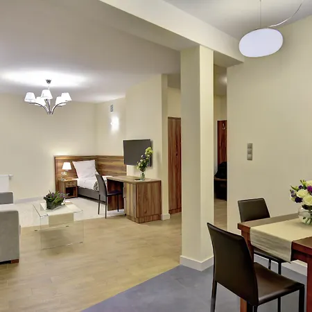 Hotel Miodowa-3