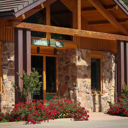 Flanigan`s Resort&Spa-2