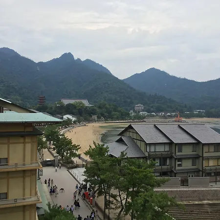 Sakuraya-2