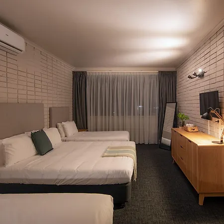 Palms Hotel-3