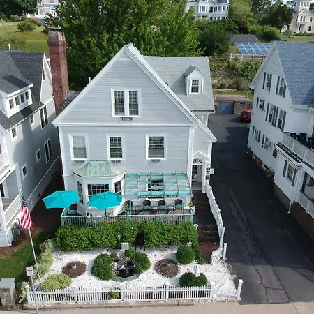 Harborview Inn-3