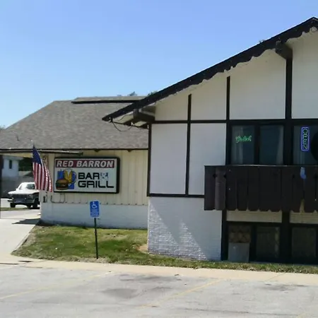Budget Inn And Suites - Des Moines-2