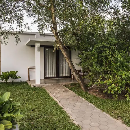 Sahaa Beach Resort-2