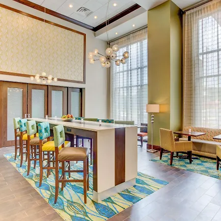 Hampton Inn & Suites Manchester, Tn-2