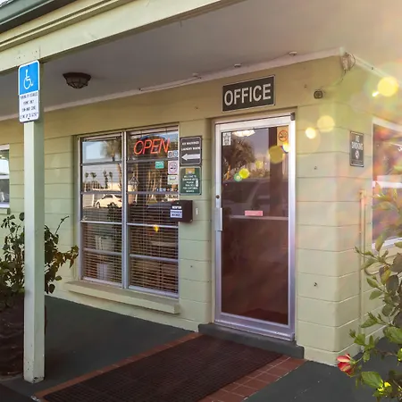 Sunshine Inn & Suites Venice, Florida-2