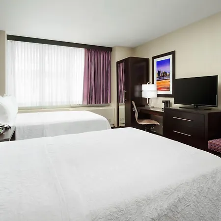 Hampton Inn Times Square Central-2