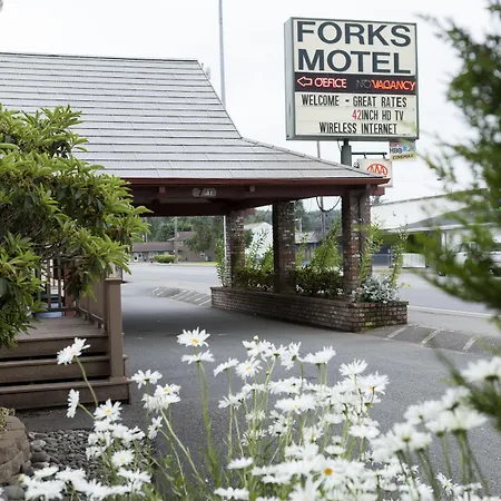 Forks Motel-3