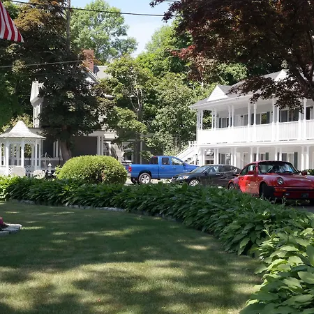 Moseley Cottage Inn And The Town Motel-3