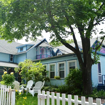 Narragansett House-3