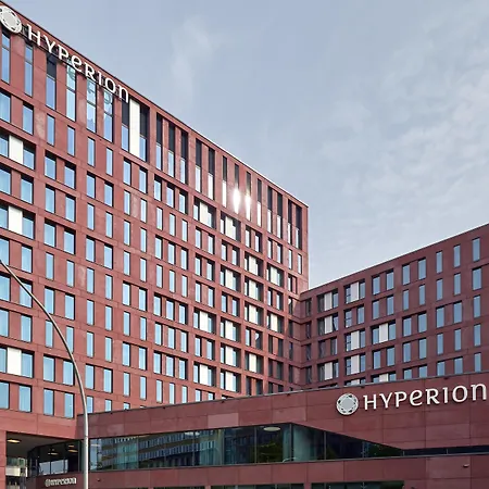 Hyperion Hotel Hamburg City, Trademark Collection By Wyndham-3