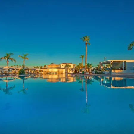 Marlita Beach Hotel Apartments-3